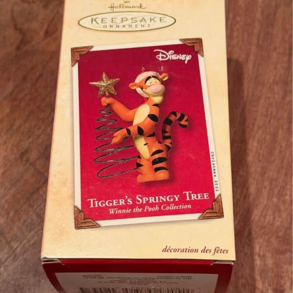 2002 Hallmark Keepsake Ornament Tigger's Springy Tree